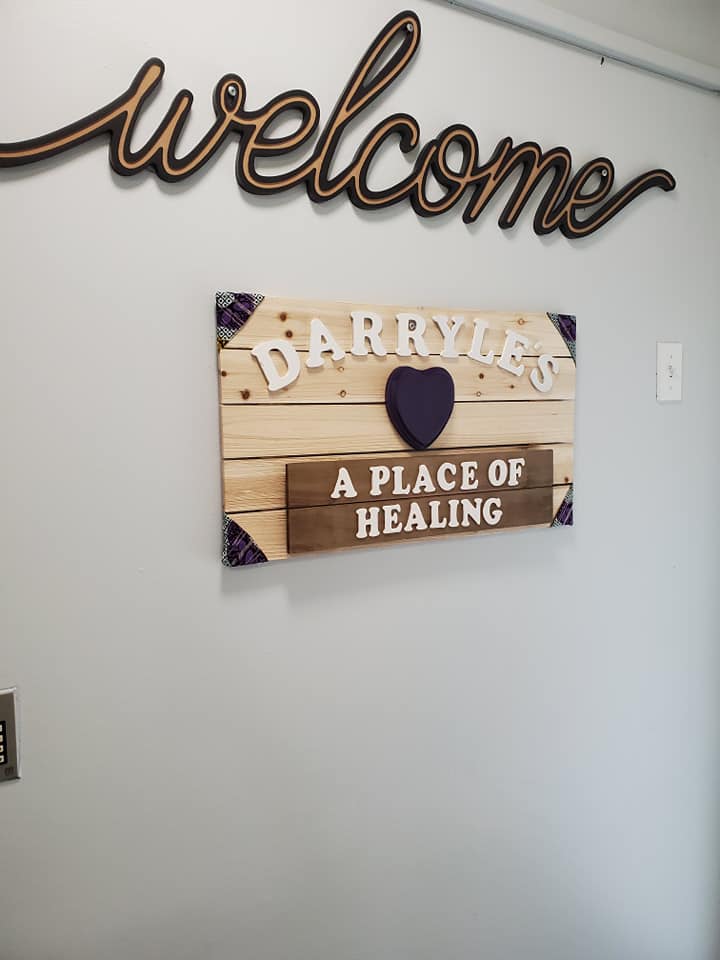 NewportNewsPD's tweet photo. Even more, Transitions Family Violence Services named their shelter after her: "Darryle's Heart" 💜 

As Ms. Brown says, "I know I am just one voice, there are other voices, that have yet to be heard, together we can be the change in our community that we want to see." https://t.co/CdwEcQT2ZZ