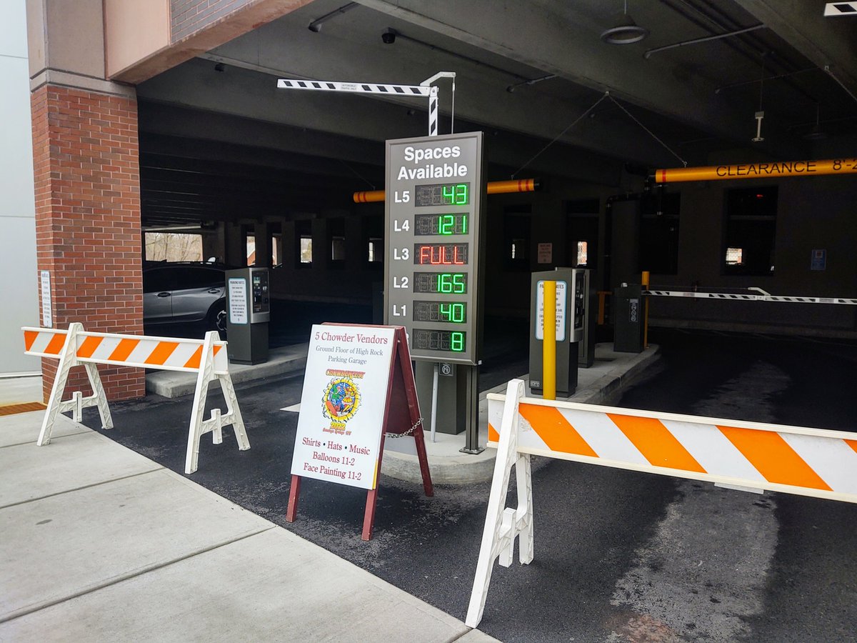 stanhudy's tweet image. I'm not a math major but...full?
Closed for #chowderfest