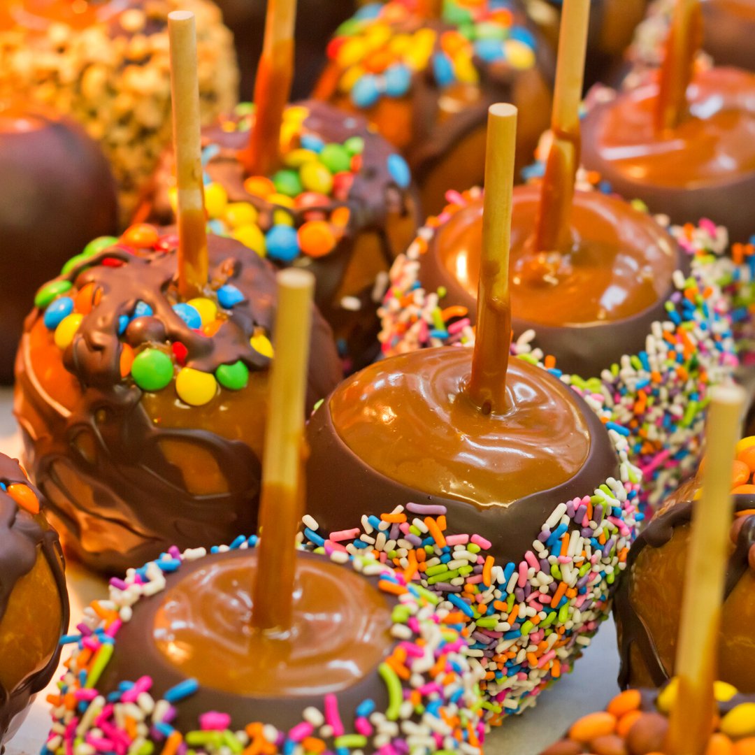 RedRiverEx's tweet photo. Nothing says "summer's here" better than a delicious caramel apple at The Ex. What fair food are you looking forward to eating the most at the 2022 Red River Ex? Let us know!
#SeeItAll #SummerStartsHere #winnipeg #RedRiverEx #onlyinthepeg #exploremb https://t.co/Avp4hpJwy0