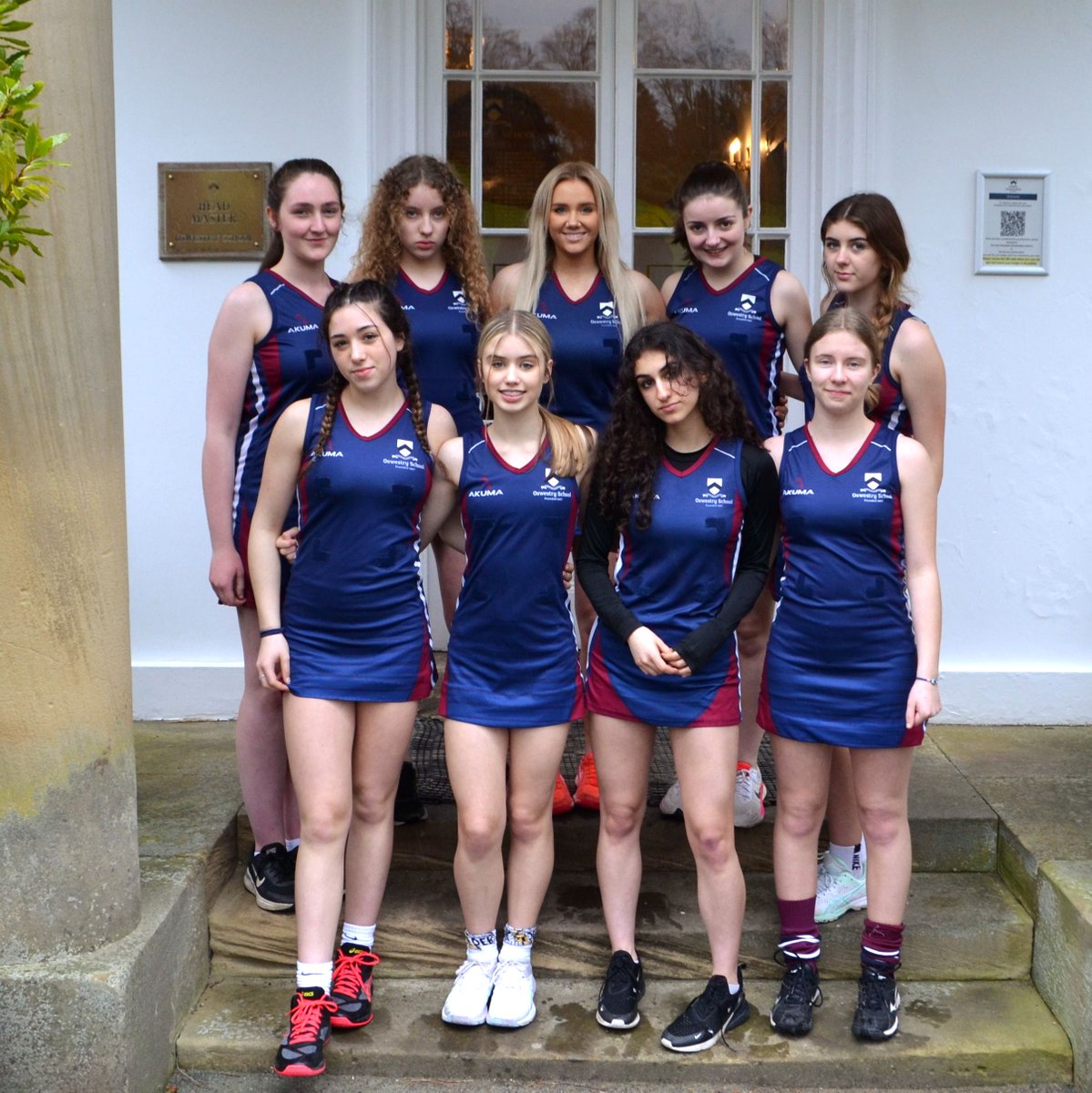 Our 1st Netball team have achieved 6th in the local Oswestry Netball League, the highest position for 4 years. The teams in the league are well established and have played together for many years, therefore, for our 1st team to achieve 6th position is a phenomenal achievement.