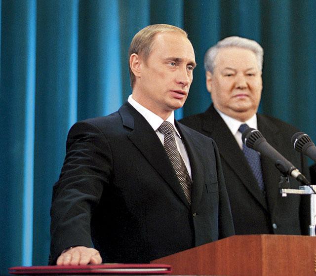 RussianMorpheus's tweet photo. 26 марта 2000 года Владимир Владимирович Путин был избран Президентом России. Изломанной, отчаявшийся, гибнущей России, в которую многие уже не верили. И никто тогда не мог даже представить, насколько великая и славная судьба уготована этому человеку. https://t.co/zZAz5UYlcv
