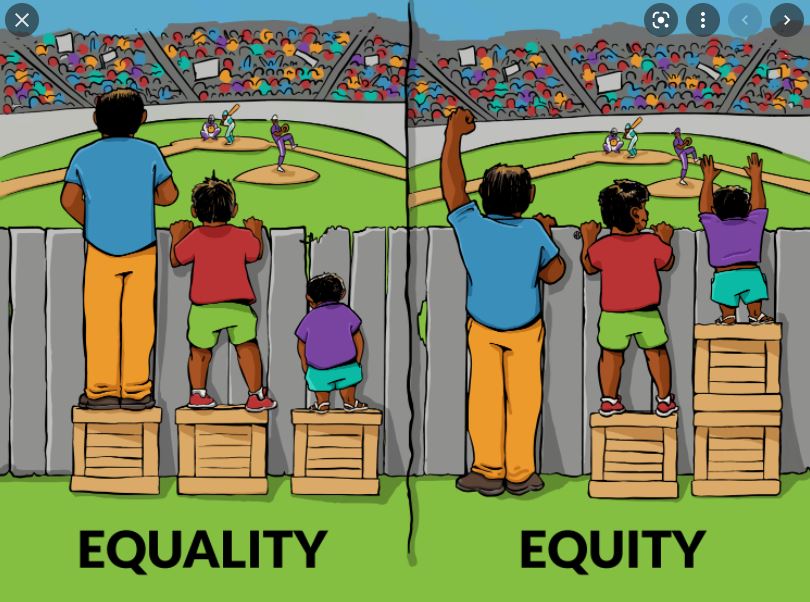 철수가 질문하고 천재명만 빛났죠! 다들 상자에 집중할때 이재명만 "왜 담장 자체를 낮출 생각은 하지 않냐"고. 순간적인 답변 이었을까요? 수많은 고민 끝에 내린 이재명의 가치와 철학이라고 생각합니다. 이게 바로 준비된 지도자죠. 공간이의식을지배해서 용산가겠다는 등신이랑 본질적으로 다르죠.