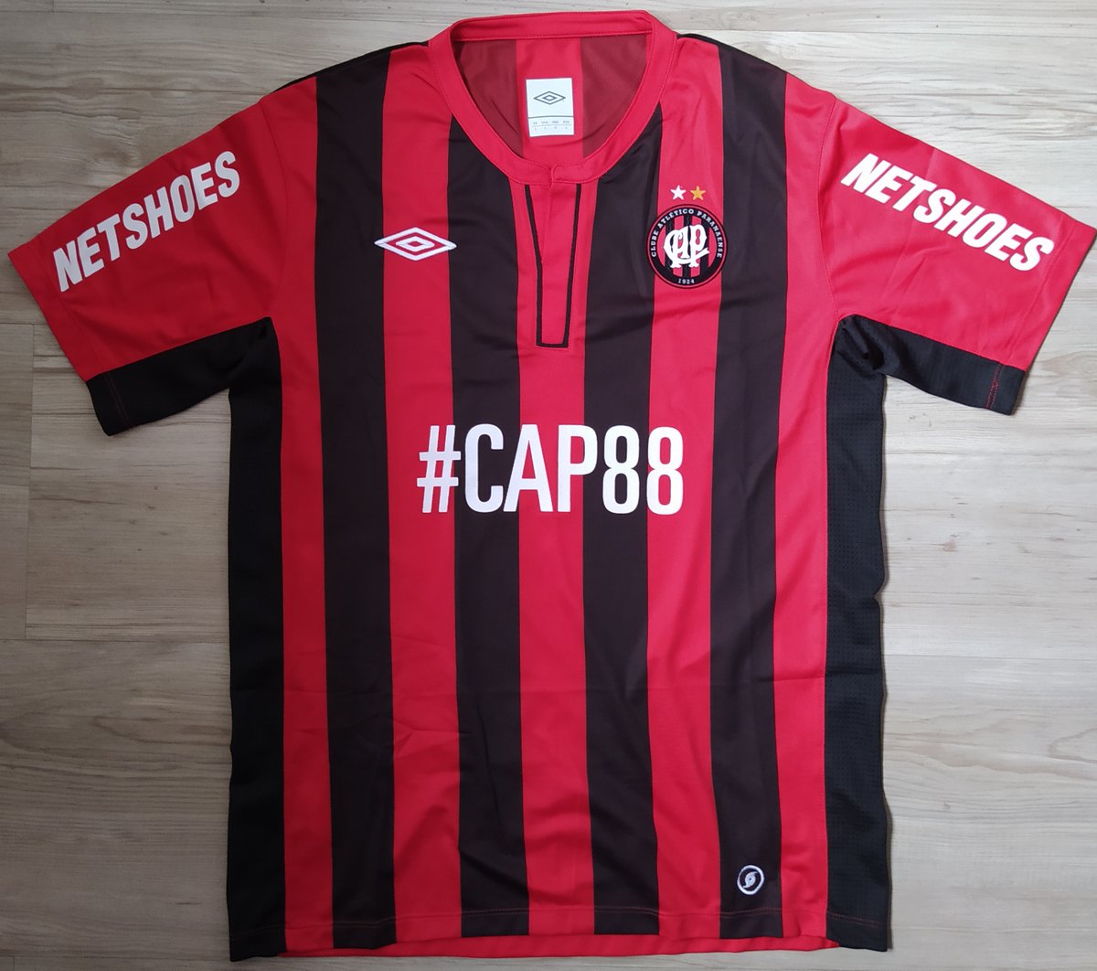 DalcionD's tweet photo. Hj é #CAP98, então pra ir no embalo, camisa do LE Héracles no jogo contra o Cianorte na V. Capanema em 2012. https://t.co/fe00ylNLu3