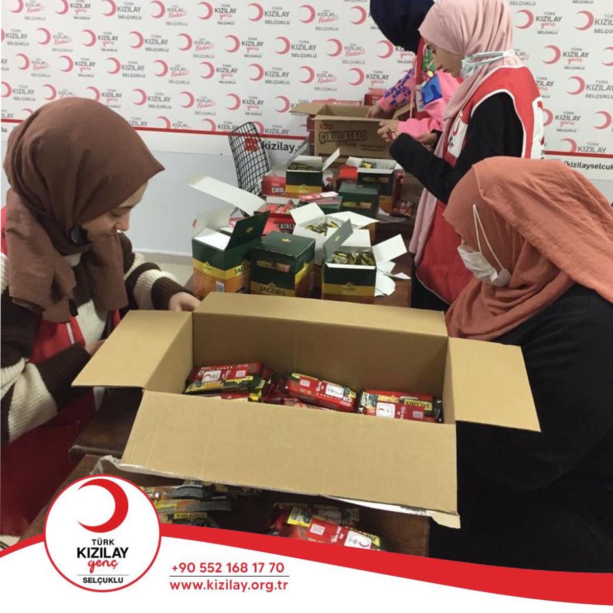Kütüphane haftası için Selçuk Üniversitesi Prof.Dr. Erol Güngör kütüphanesinde dağıtacağımız ikramlarımızın hazırlıkları tamamlandı.         <a href="/Kizilay/">Türk Kızılay</a> <a href="/kizilayselcuklu/">Kızılay Selçuklu</a> <a href="/kizilaygenc42/">Genç Kızılay Konya</a>