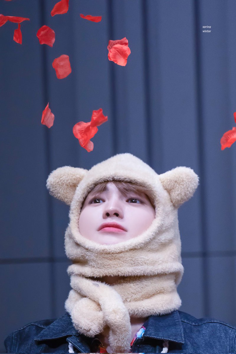 SpringWinter_T's tweet image. 220326 에버라인
이 사진에선 소리가납니다...
말랑

#템페스트 #TEMPEST #LEW #루 #이의웅