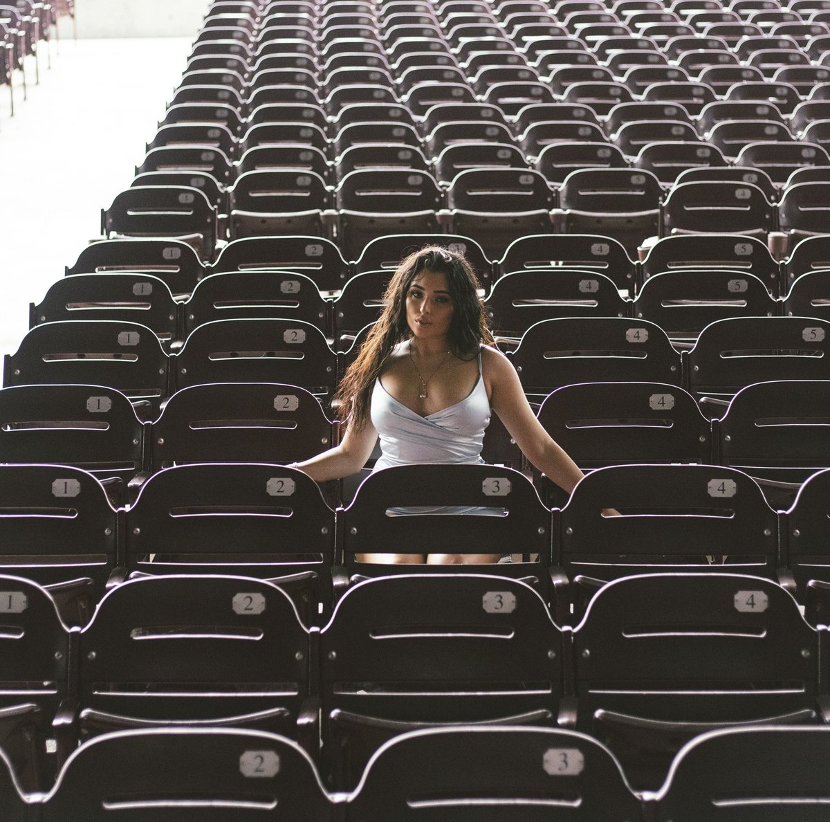 PVPERBVG's tweet photo. Theater vibes w/ @SheilaLaza 📸 https://t.co/F3XDTUCzZF