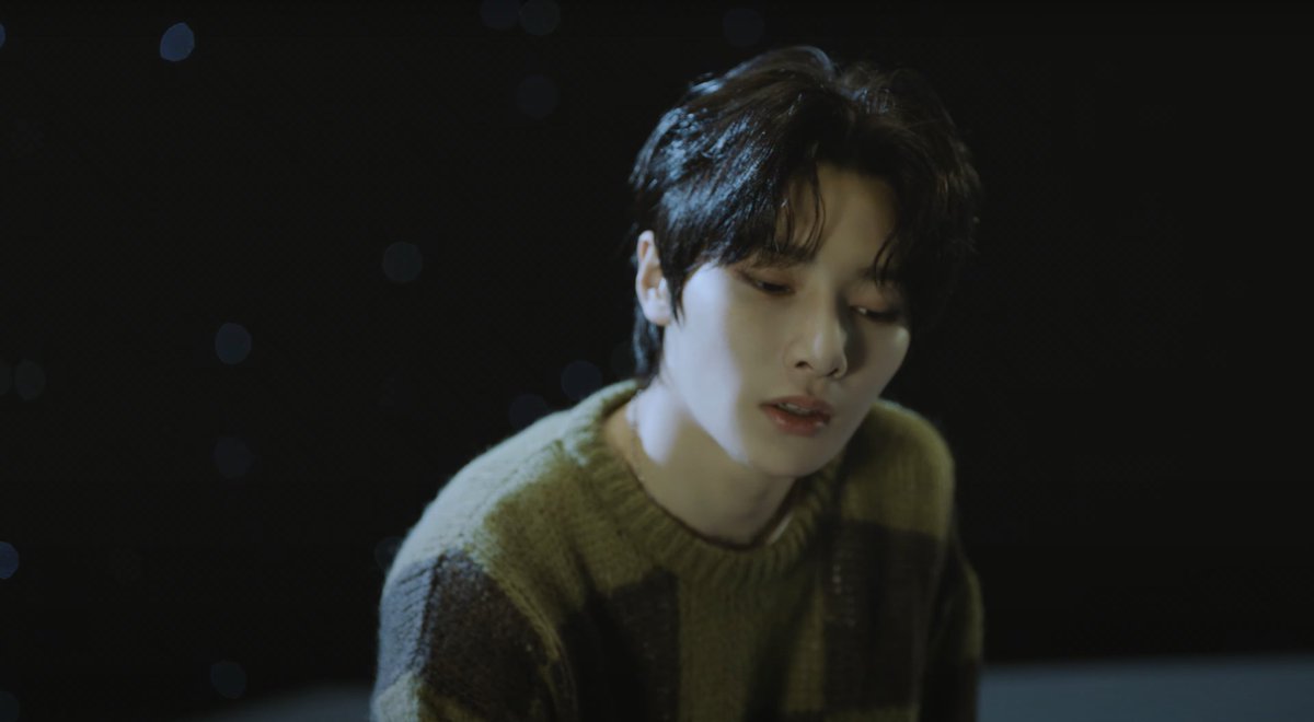 YJGL00KS's tweet photo. —— LONELY ST. https://t.co/8Qs9eWTbuO