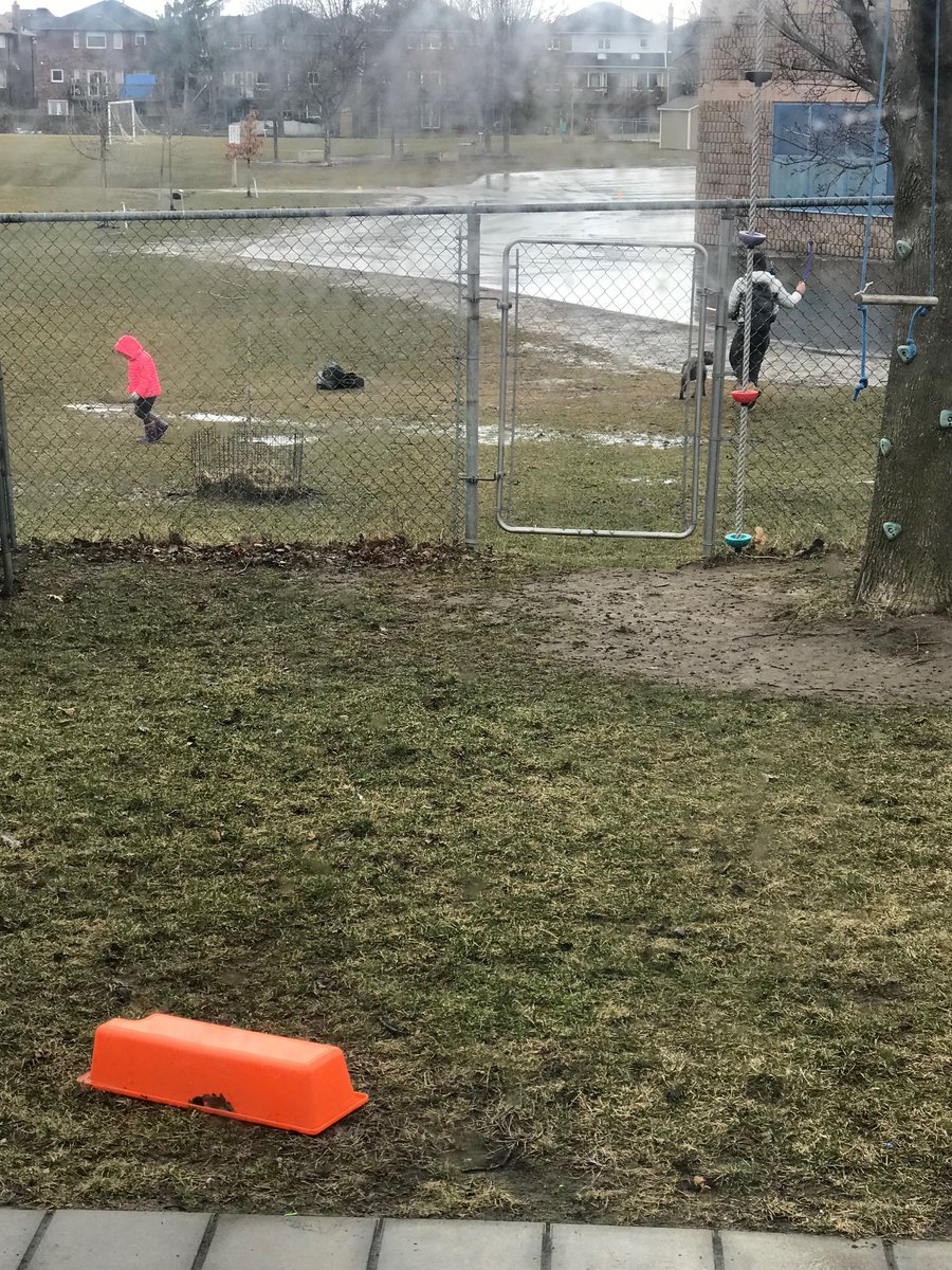 HighbushHawks's tweet photo. What a great community we’re a part of…this family was getting a head start on our yard clean up - Saturday morning in the rain. Thank you!! https://t.co/ezw5Lj35NI