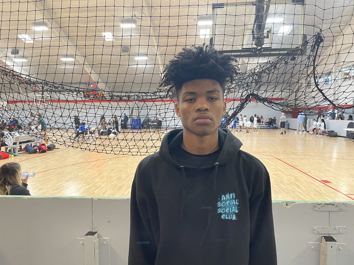 6’4 2025 Cortez Johnson of <a href="/__Truvision/">The_Brand_TruVision</a> 15U has an impressive stroke from 3-point range. Had a nice sequence in which he hit a 3, scored on a tough putback in traffic and the threw down a transition dunk. Attends Parkway North <a href="/BigMarcSports/">Big Marc</a>
