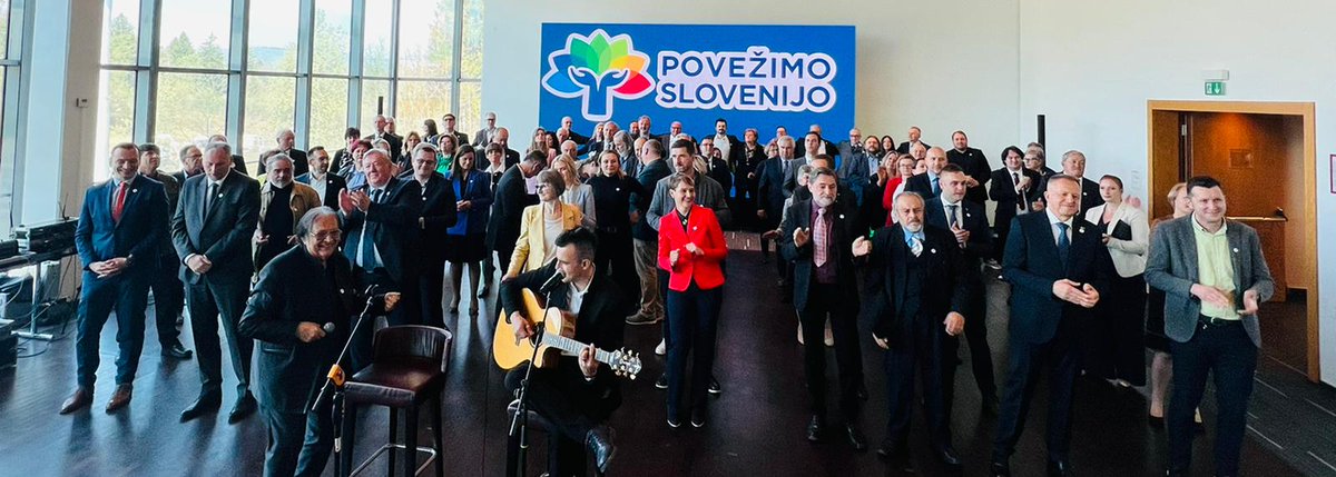 #volilnakonvencija | V #PovežimoSlovenijo se povezujemo🤝s ciljem širokega sodelovanja v korist 🇸🇮 in preseganja starih delitev. Ponujamo priložnost za razvoj na zdravih temeljih. Naše poslanstvo je gradnja dinamične in povezane družbe, kjer nihče ne bo ostal sam.