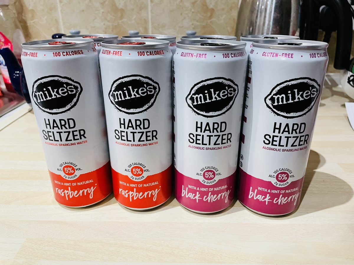 my Saturday night is sorted with some <a href="/mikeshard_uk/">Mike's Hard Seltzer UK</a> 😋