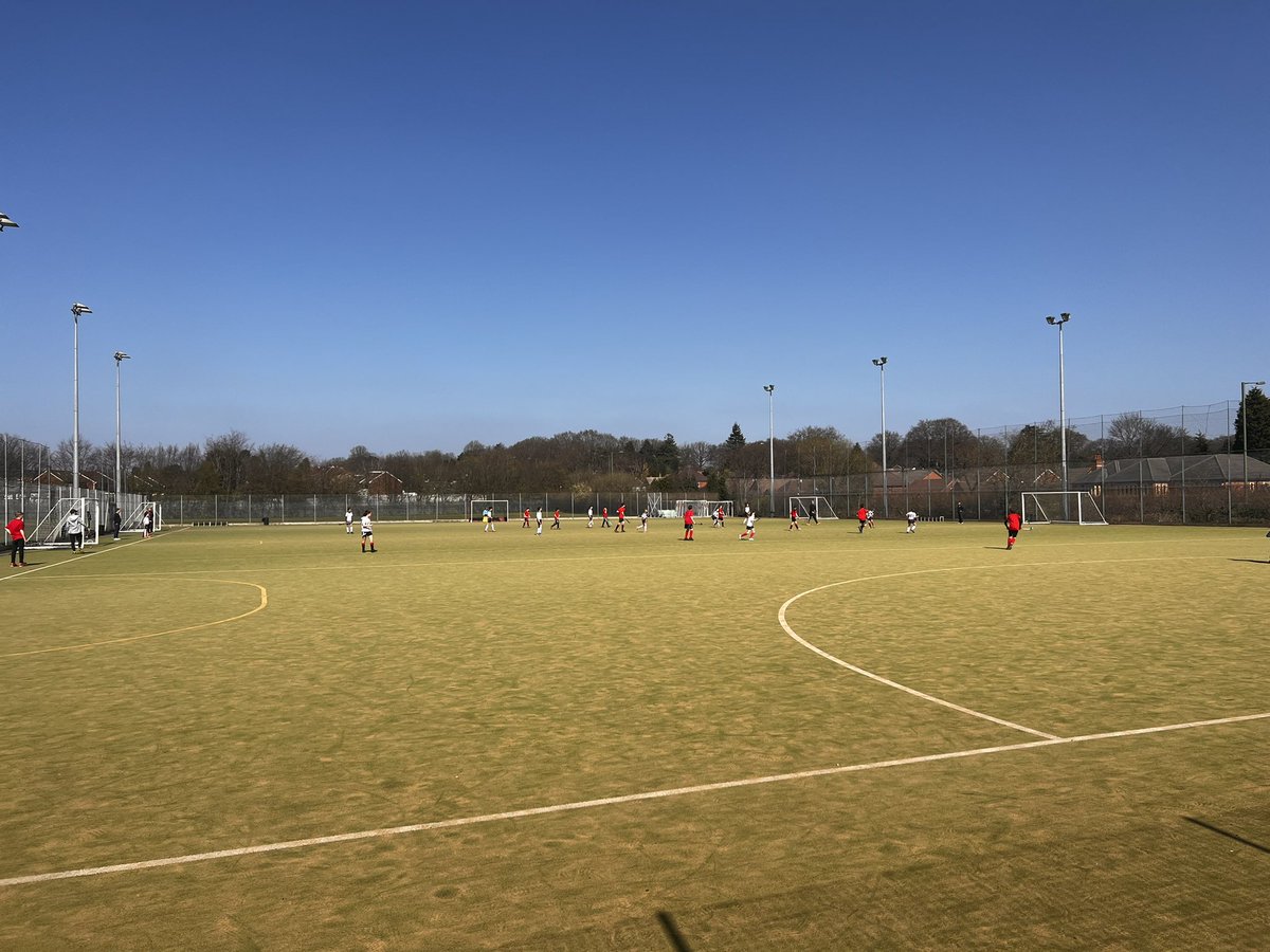 Lovely weather for some hockey today ☀️🥵