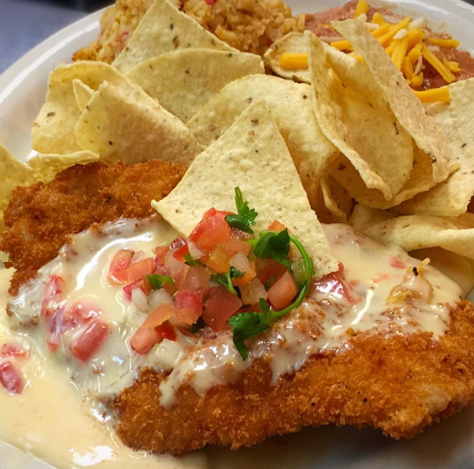 BricksRiver's tweet photo. Come unwind and dine with us this weekend!😍
.
💻 https://t.co/rOlJYiWrPA⁣⁣
📍 1205 Main St, Bandera, TX 78003⁣⁣
📞 830-796-9900 Takeout &amp; Dine-in

#BricksRiverCafe #Bandera #Texas #TXeats #TexasLife https://t.co/AYIPynr7U3