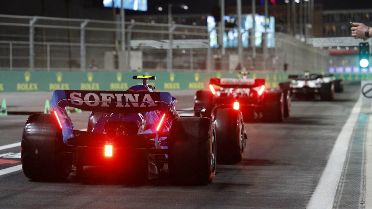 RFI's tweet photo. Formule 1 : le GP d’Arabie saoudite maintenu malgré l’attaque des Houtis près de Djeddah https://t.co/96On9thZpt https://t.co/98UAV72l0Q