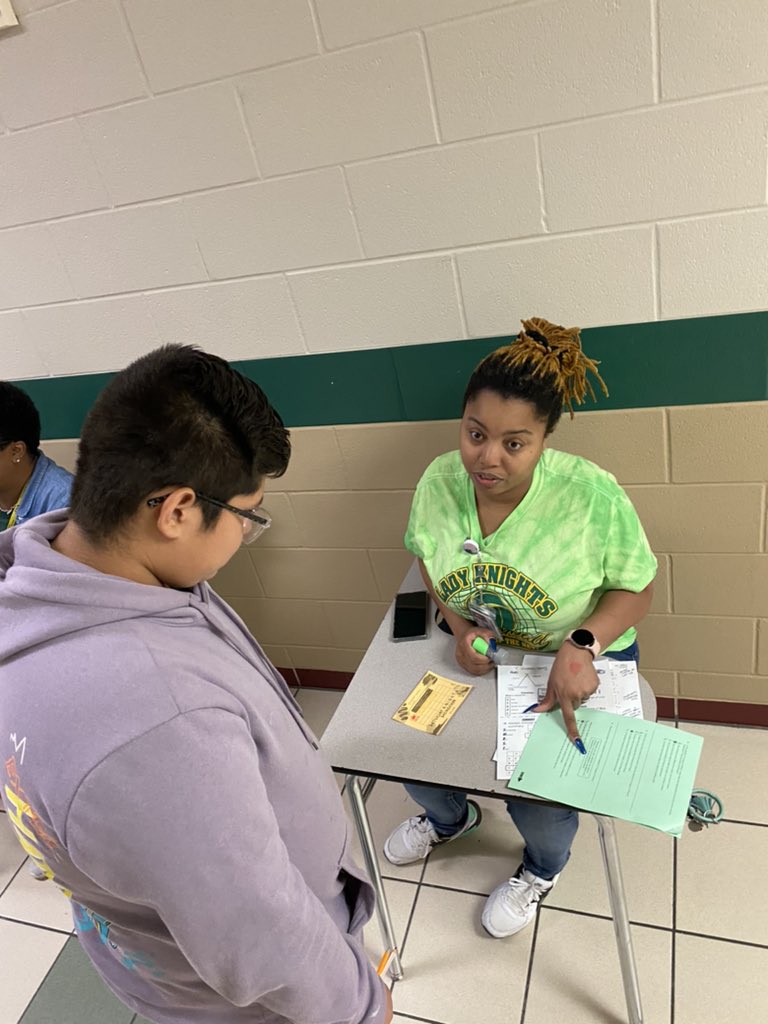 kahlams's tweet photo. Saturday Knights Showdown was such a success! Our Knights showed up to soak in all the ELAR strategies moving into STAAR!#Building2bBest #EveryKnightEveryDay @virgil_maddox @Denishia_Nick @ShannonGatlin4 @Jenn_Frasier https://t.co/9oQQZXfz9R