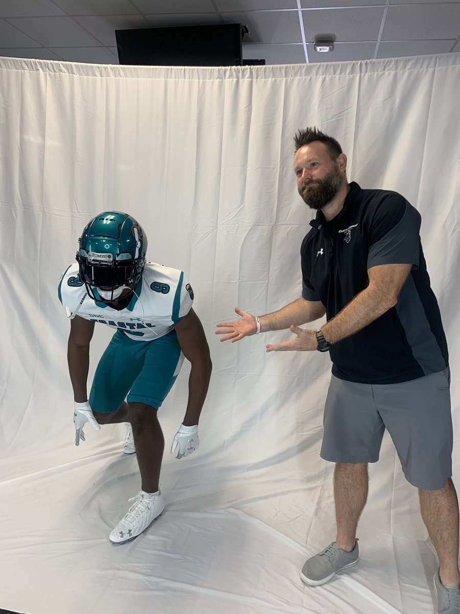 I had an amazing visit at Coastal Carolina today!! Beautiful campus and amazing coaching staff!! Thanks for the hospitality and I can’t wait to come back!! Chants up 👌🏾

<a href="/CoachChadwell/">Jamey Chadwell</a> <a href="/coachmiller2525/">Josh Miller</a> <a href="/CoachMattPearce/">Matt Pearce</a> <a href="/Coach_D13/">Devon Doyle</a> <a href="/CoachJasonEstep/">Jason Estep</a> <a href="/TGurley81/">Tori Gurley</a>