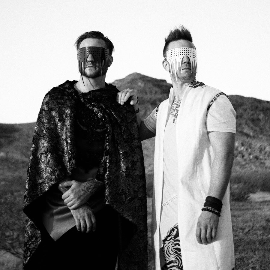 JulianGray's tweet photo. Just want to say a big thanks to @BlakeLewis and @KjSawka (congrats on headlining Ultra last night brother!) for letting me remix their newest record Afterglow. 

Absolutely love how it turned out and I’m so thrilled to see all of you listeners out there enjoying it too ❤️ https://t.co/zwiuZ6Tiit