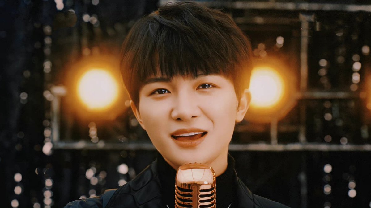CharlieArp273's tweet photo. _2022.03.07 ✾
〘 天賜的聲音 3 〙《篇章》主題曲
https://t.co/nWbAzp19ZU

✮圖源_wb.
 ↳阿斯巴甜的米

#周深 #zhoushen #卡布叻_周深 #卡布叻周深 #卡布叻 #charliezhoushen #charliezhou https://t.co/QaiT5hBCn6