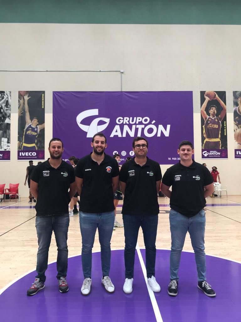 luckyluirdi's tweet image. Somos final4! Mirando atrás… joder, llegar no fue nada fácil… pero mereció la pena.. queda camino por andar… pero algunos pasos ya están dados…@GuilleFrutosM @A7Perezz #miguel #entrenamospoco…