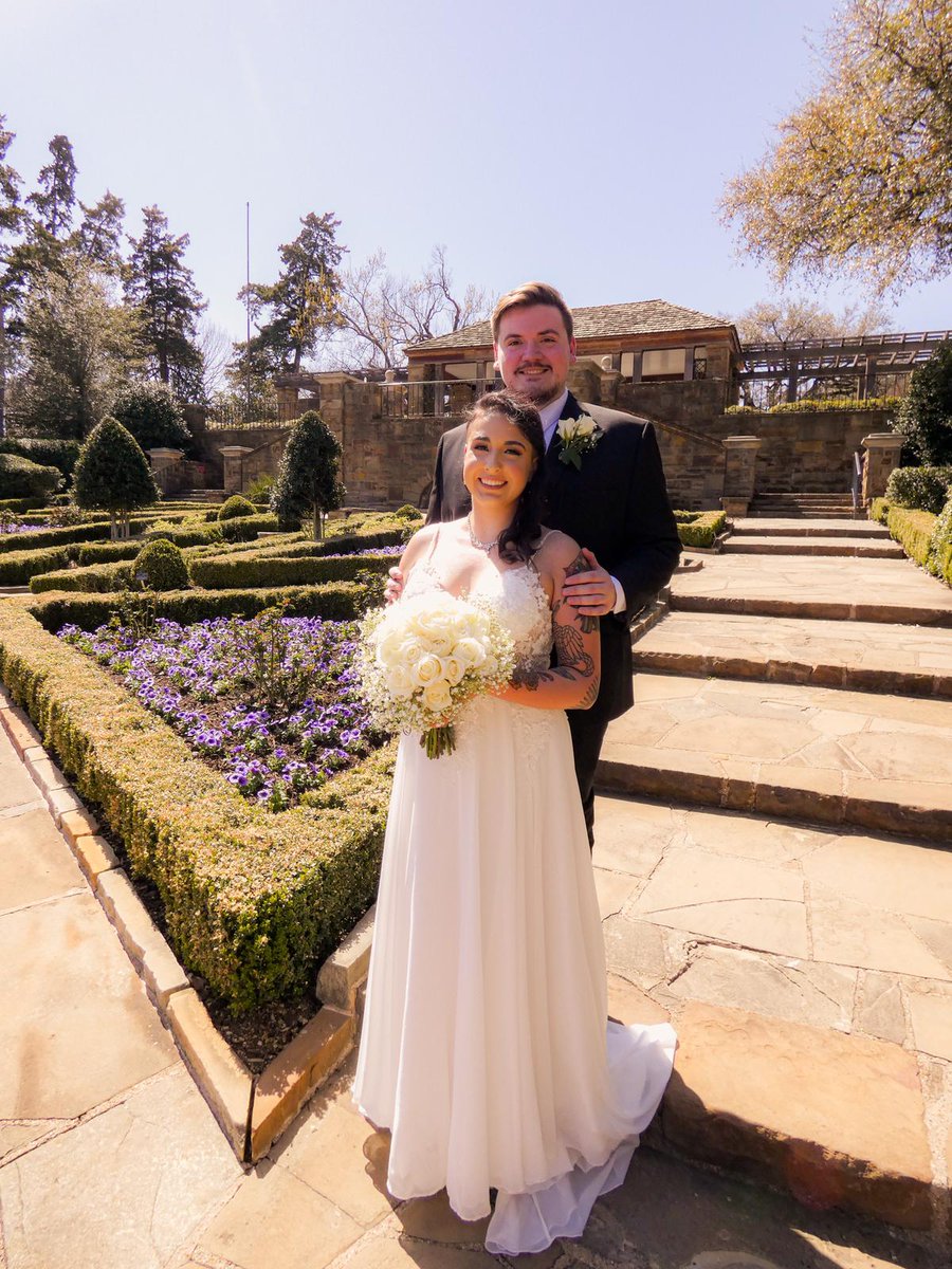 R3dVox's tweet photo. Probably the most stressful and memorable court wedding ever

I'll post a screenshot of the explanation + more pictures below! https://t.co/8C8Wk2NODr