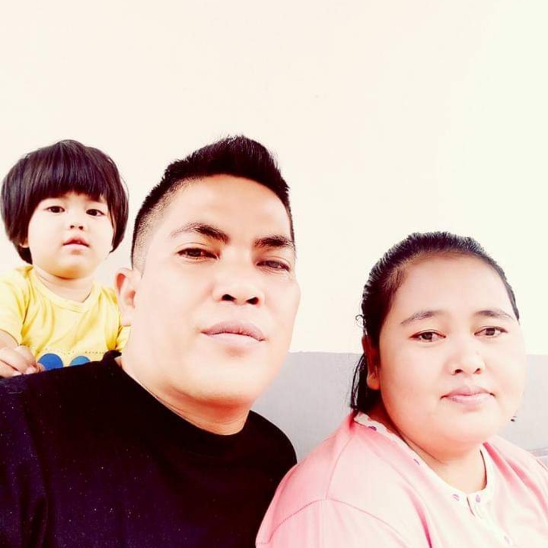 HolisAroundThe8's tweet photo. Rambut sama hitam tapi hati berlainan. https://t.co/KfZ6xY1ufi