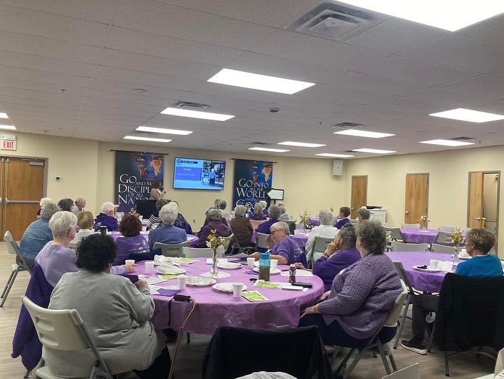 GayeLWilson's tweet photo. Thank you Phoebe Connections for allowing me to share the @WilsonRidesInc mission with you today! Loved the group!
#hillcrestbaptistchurchlebanontn #phoebeconnections #wilsonridesinc #wilsonrides #wilsoncountytn #lebanontn #thankyou #share #connections https://t.co/ozNvQ74xN0