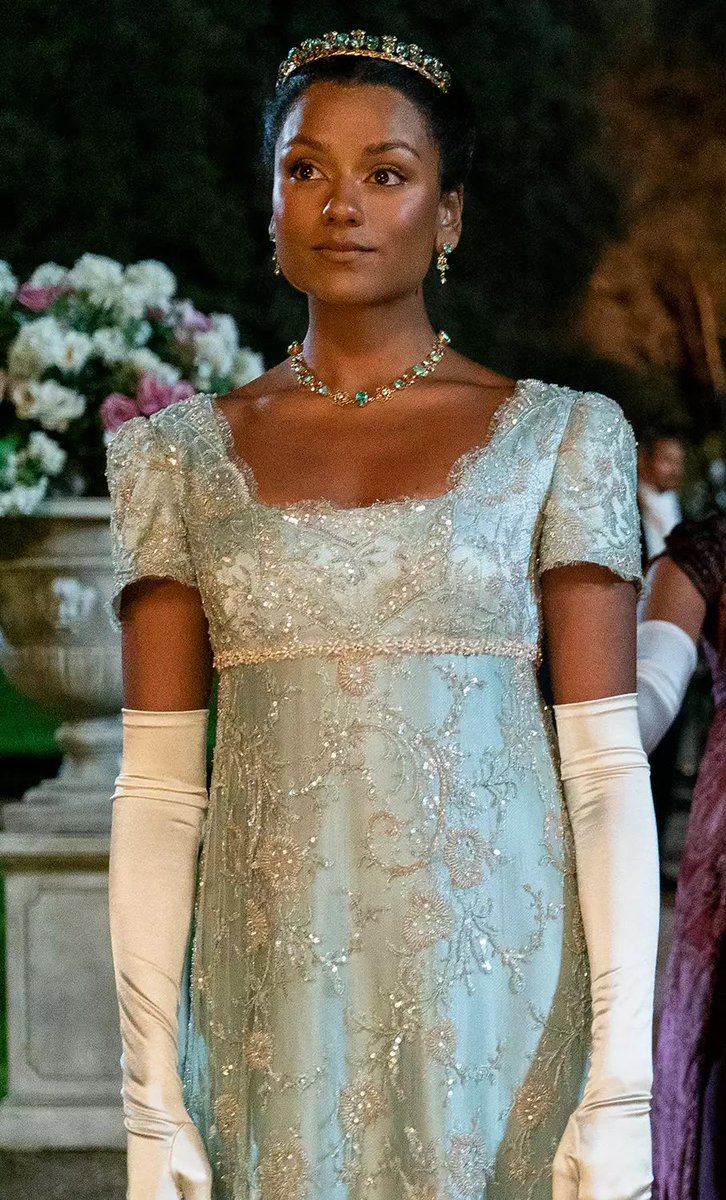 morgsbien's tweet photo. Simone Ashley (Kate Sharma)🥵 https://t.co/Ie4k3Rus4d