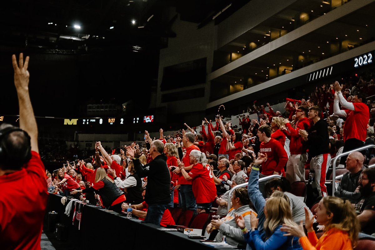 Coyote Nation showed up 𝐥𝐨𝐮𝐝 and 𝐩𝐫𝐨𝐮𝐝. 👏

#MarchMadness x #GoYotes  🐾