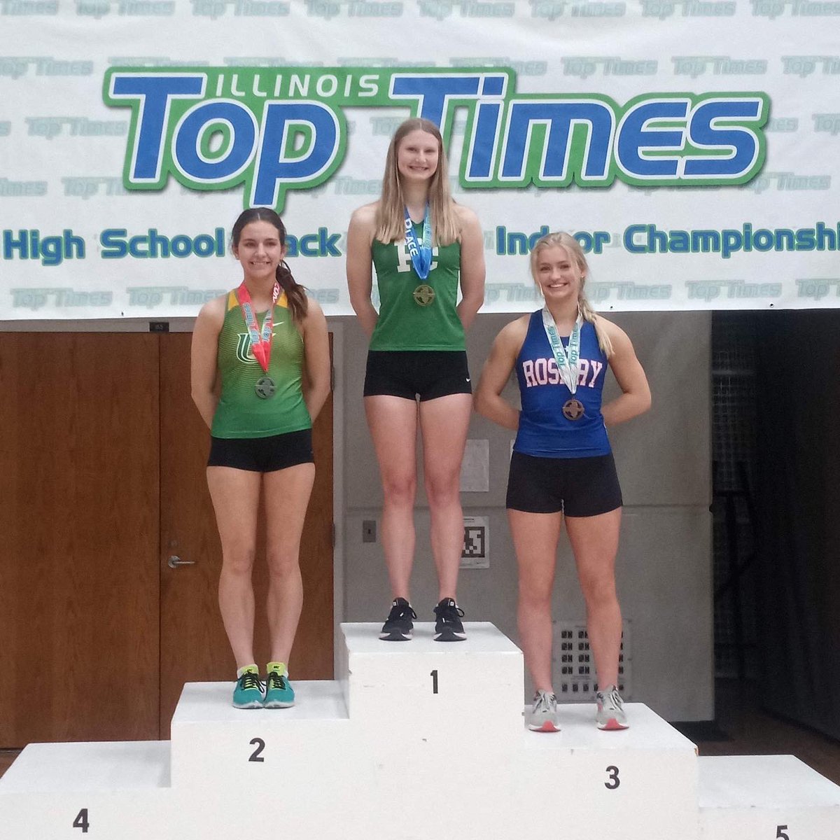 PCHS_Celtics's tweet photo. The boys and girls track teams competed today at the Illinois Top Times Indoor State Championship. Natalie Papes took 1st place in pole vault! Congratulations to all the competitors. https://t.co/dbBJ5xdFZb
