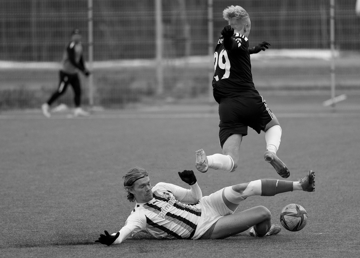 FKAuda's tweet photo. Ievērtē bildes no pārbaudes spēles pret FCI Levadia, pirms vējš tās aizpūš.

📸: Kristians Putniņš https://t.co/xud2gR2baf