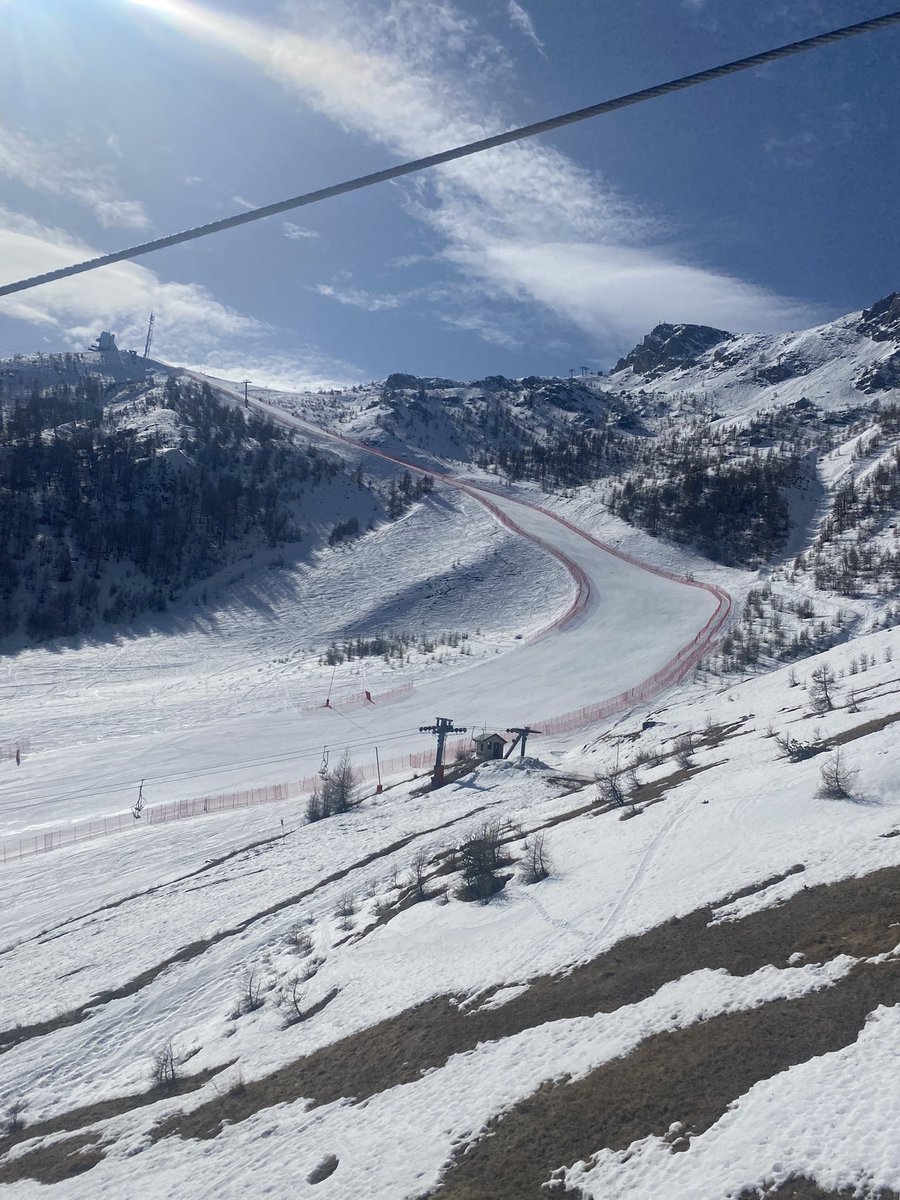 Encore une belle journée pour ces Championnats de France 🇫🇷 à @Auron_Officiel et @Isola2000_06 Avec @MaRegionSud @ExploreNCA 
#ski #skialpin #auroncestmastation #stationsnicecotedazur #alpesdusud #championnatdefrance #ffs