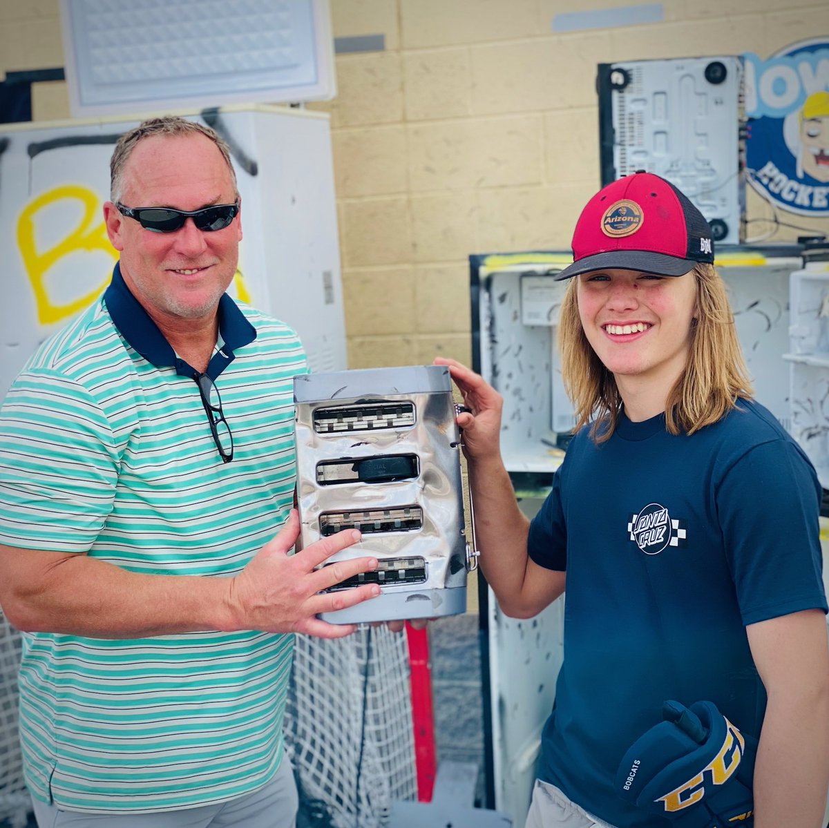 BTMhockey's tweet photo. Nick won a ⁦@CCMHockey⁩ stick for shooting the puck inside the toaster at Smashfest. https://t.co/Hr7kVyH4yT