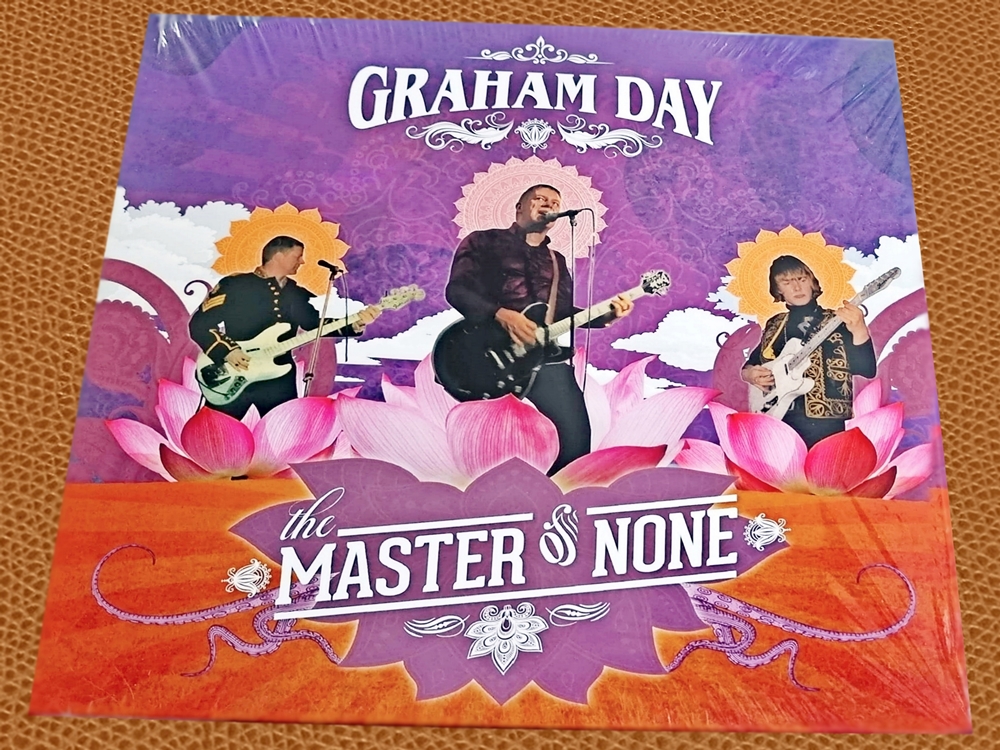 cptstax's tweet photo. Day's day anyone?
#GrahamDay solo debut after... 42 years of career, and solo means it as he plays everything on it. No sign of giving up. Full-Power https://t.co/00RZx0krFV