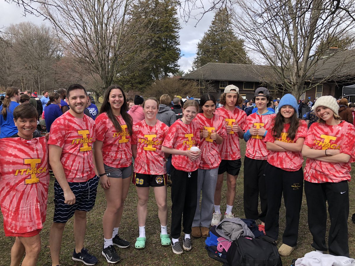 IthacaUnified's tweet image. Our @IthacaNYSchools YAC had a great time today at the @SpecOlympicsNY @PolarPlungeNY! We raised more than $2500 for an amazing cause and had a blast freezin for a reason!🥶