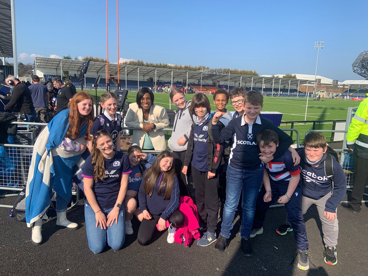 Had an absolutely fantastic day with <a href="/SchoolBroomhill/">BroomhillSchool</a> Rugby Club,  supporting <a href="/Scotlandteam/">Scottish Rugby</a> and had the pleasure to meet <a href="/MaggieAlphonsi/">Maggie Alphonsi MBE</a>. Great day all round!