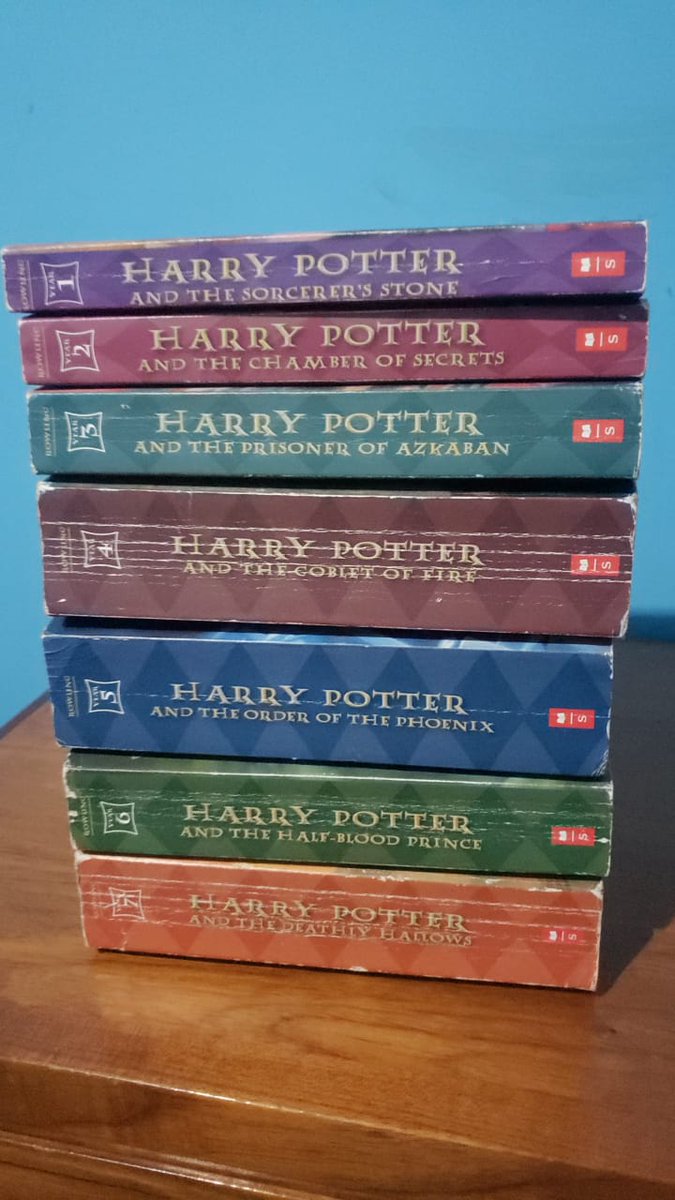 Un amigo está necesitando un poco de plata por lo que vende su colección de libros de GOT y HP a 500.000 c/u.

Info: 0961834710

Rt xfa