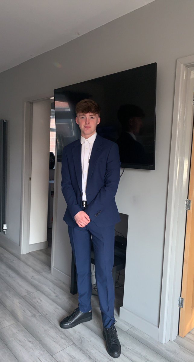 Tom Healey tweet media