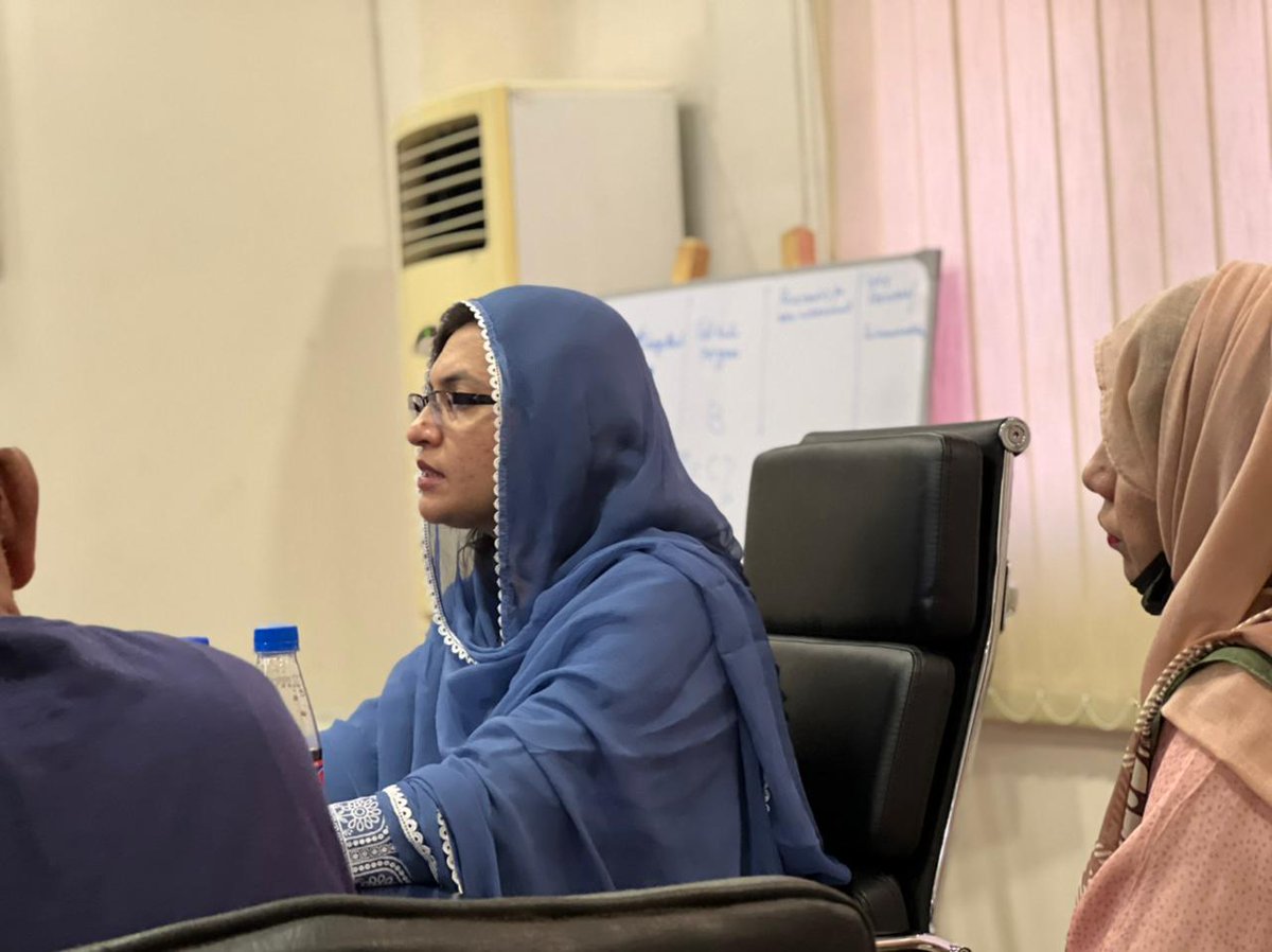 SELD_Sindh's tweet photo. A coordination meeting was convened on 26-3-22 at #ReformSupportUnit with all LSU District Coordinators, which chaired by Chief Program Manager-RSU Ms. Beenish Fatima &amp; attended SPMs, portfolio manager &amp; officials. 
Agenda of the discussion was: 
1. #Annual_School_census_2021_22 https://t.co/e8z0LZxpvD