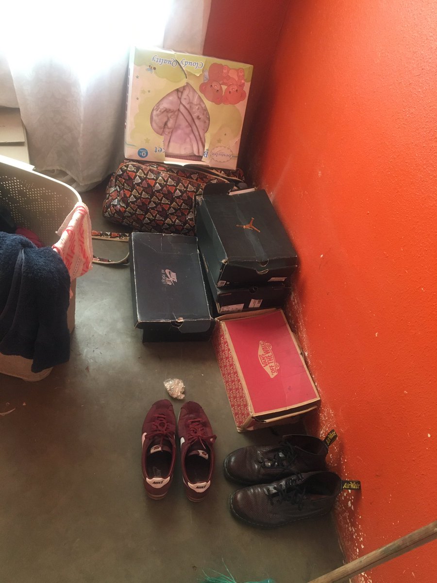 Guys I am appealing to anyone with help I am kindly asking for a bed contribution the rest I will see my self out 😫 Buhle Samuels