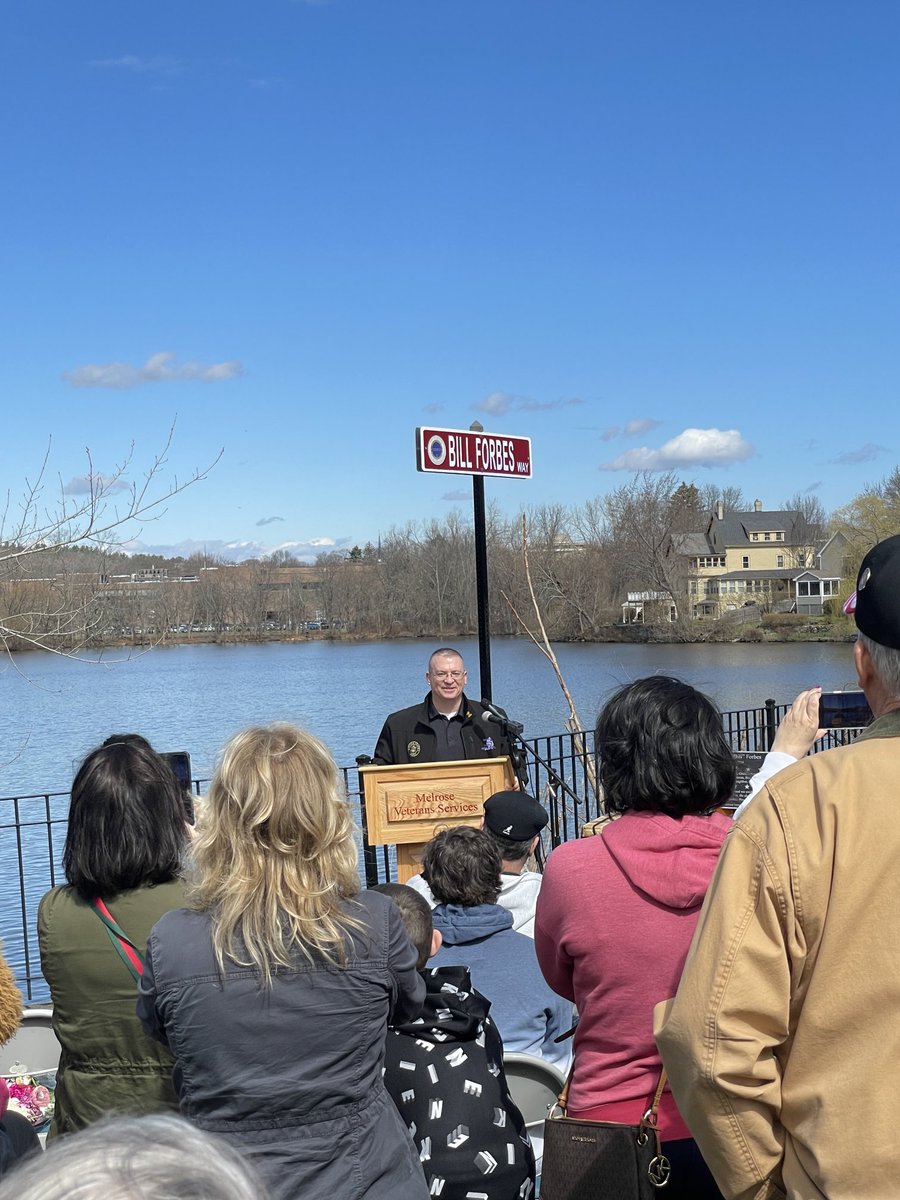 MacMasterWard5's tweet photo. Today we honored a legend in Bill Forbes. Great to be reunited w/ my former BOA colleagues ⁦@ward1council⁩, ⁦@melrosemortimer⁩, ⁦@KateforRep⁩
⁦@votemonica⁩, ⁦@fxwright⁩, &amp; Scott Forbes. A great day for Melrose! And a great day for the Forbes Family! https://t.co/9gV1Cjzy7e
