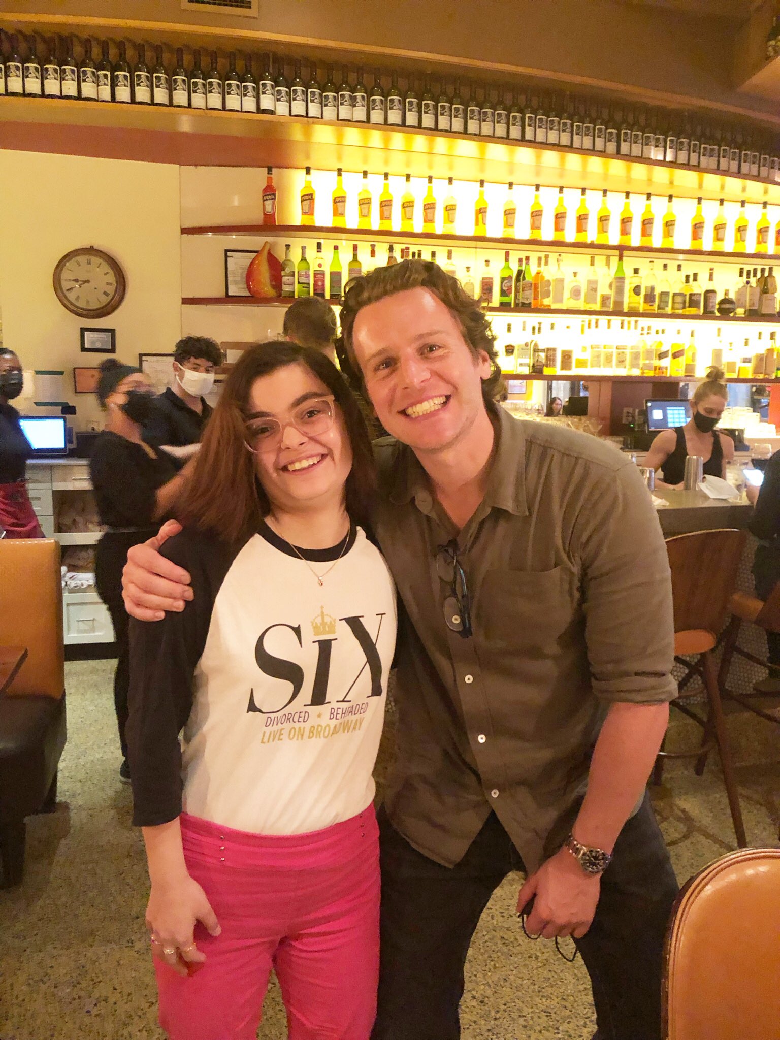 Happy birthday to Jonathan Groff! He is such a nice guy. I still can t believe I randomly met him last year. 
