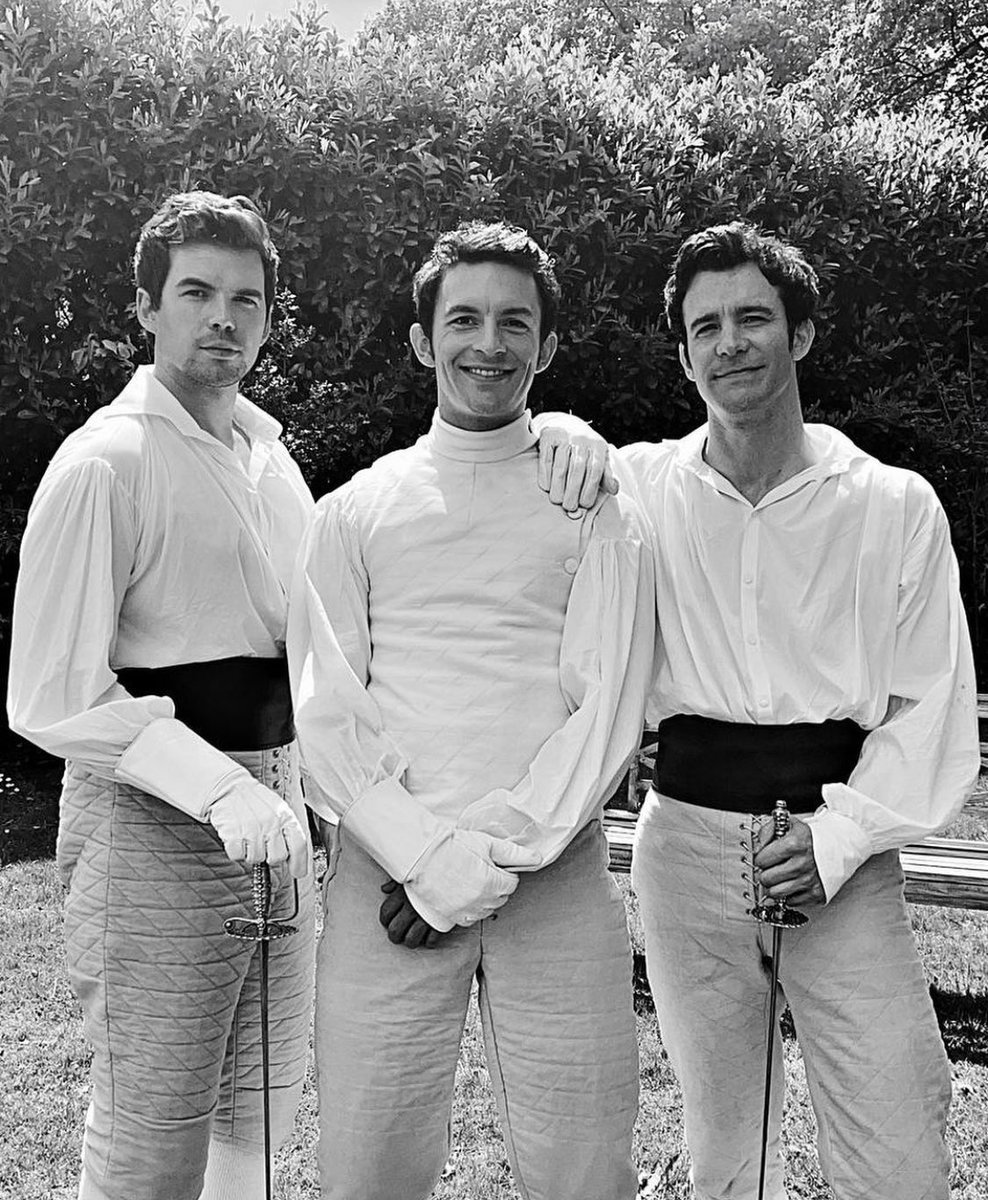 ｡ﾟ･ ° ｡⠀⠀⠀⠀              𝐭𝐡𝐞 𝐭𝐡𝐫𝐞𝐞 𝐞𝐥𝐝𝐞𝐬𝐭
                             𝐛𝐫𝐢𝐝𝐠𝐞𝐫𝐭𝐨𝐧 𝐛𝐫𝐨𝐭𝐡𝐞𝐫𝐬