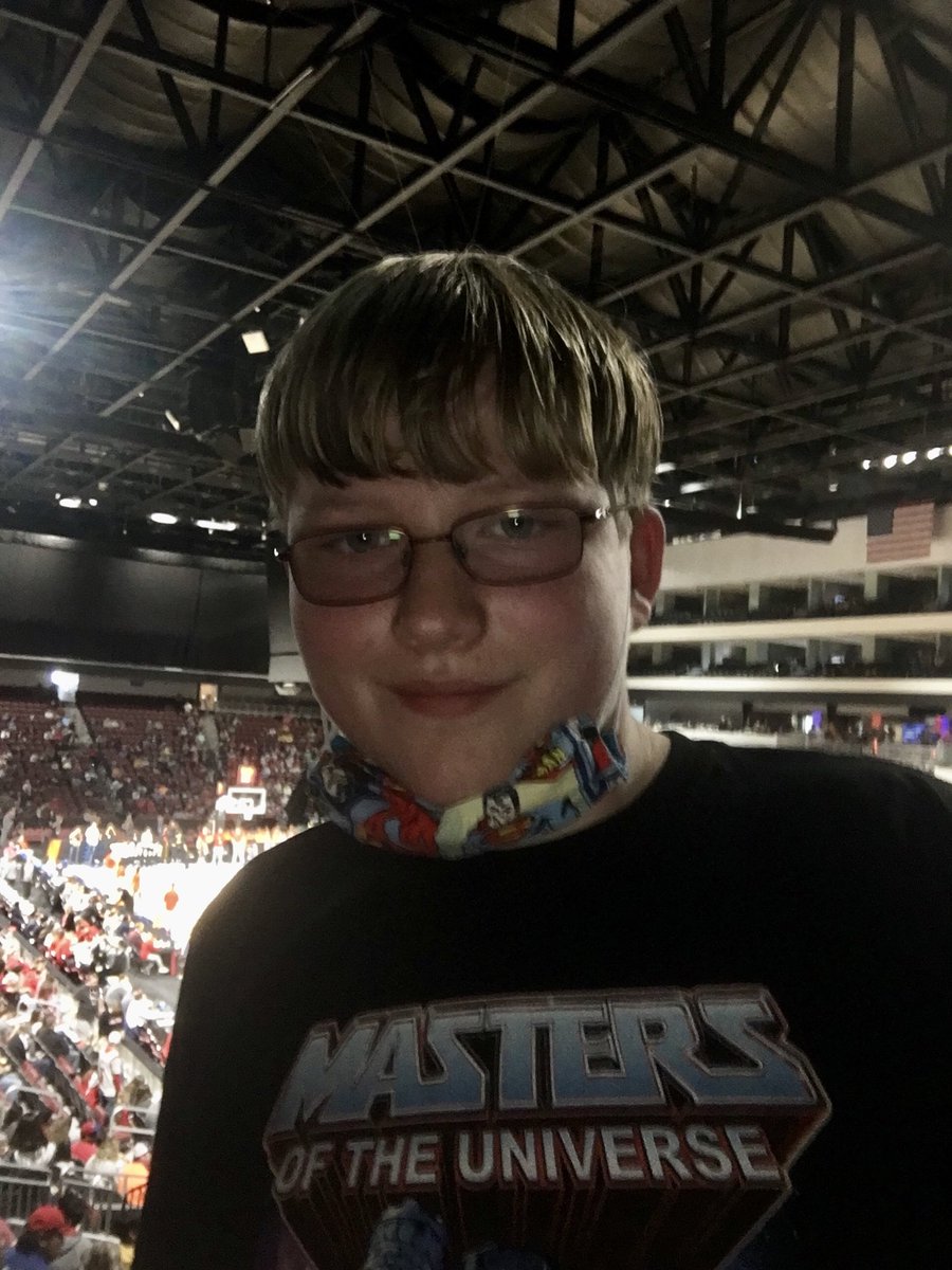 ⁦<a href="/MarchMadnessWBB/">NCAA March Madness</a>⁩ #NCAAselfie