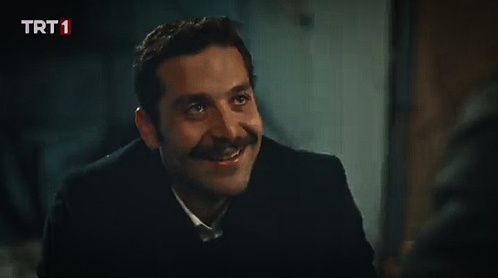 cihatxsuvarifn's tweet photo. •Boşver o da bizim gibi olsun,çatlak•
#insandediğin https://t.co/lJRkdvWchq
