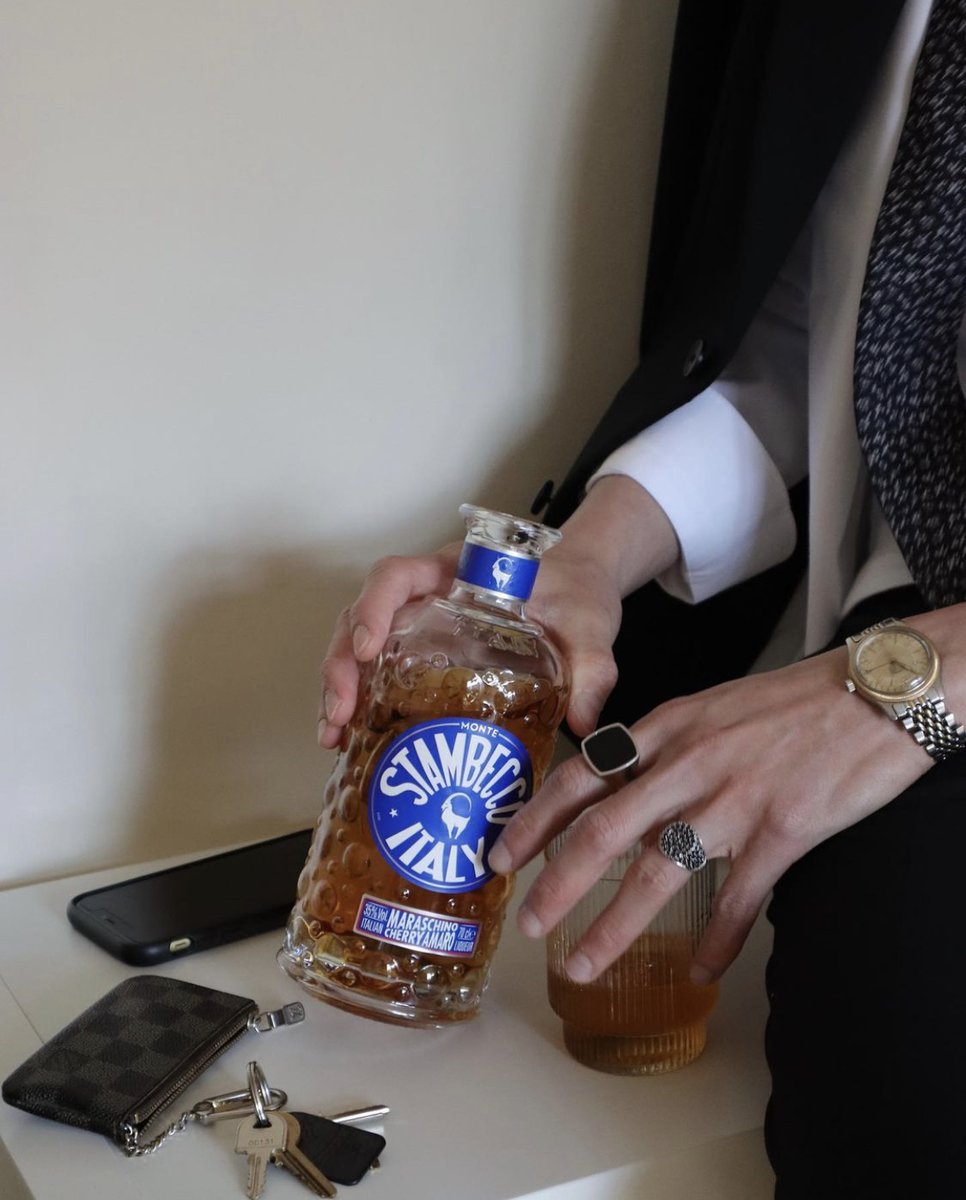 Delicious on the rocks, in a shot, or with your favourite cocktail. Our Stambecco is a smooth talker.
.
Grazie @mrgastonliu
.
.
.
#stambecco #stambeccoamaro #maraschinocherry #maraschino #amaro #bittersweet #cocktails #ibex #italianalps