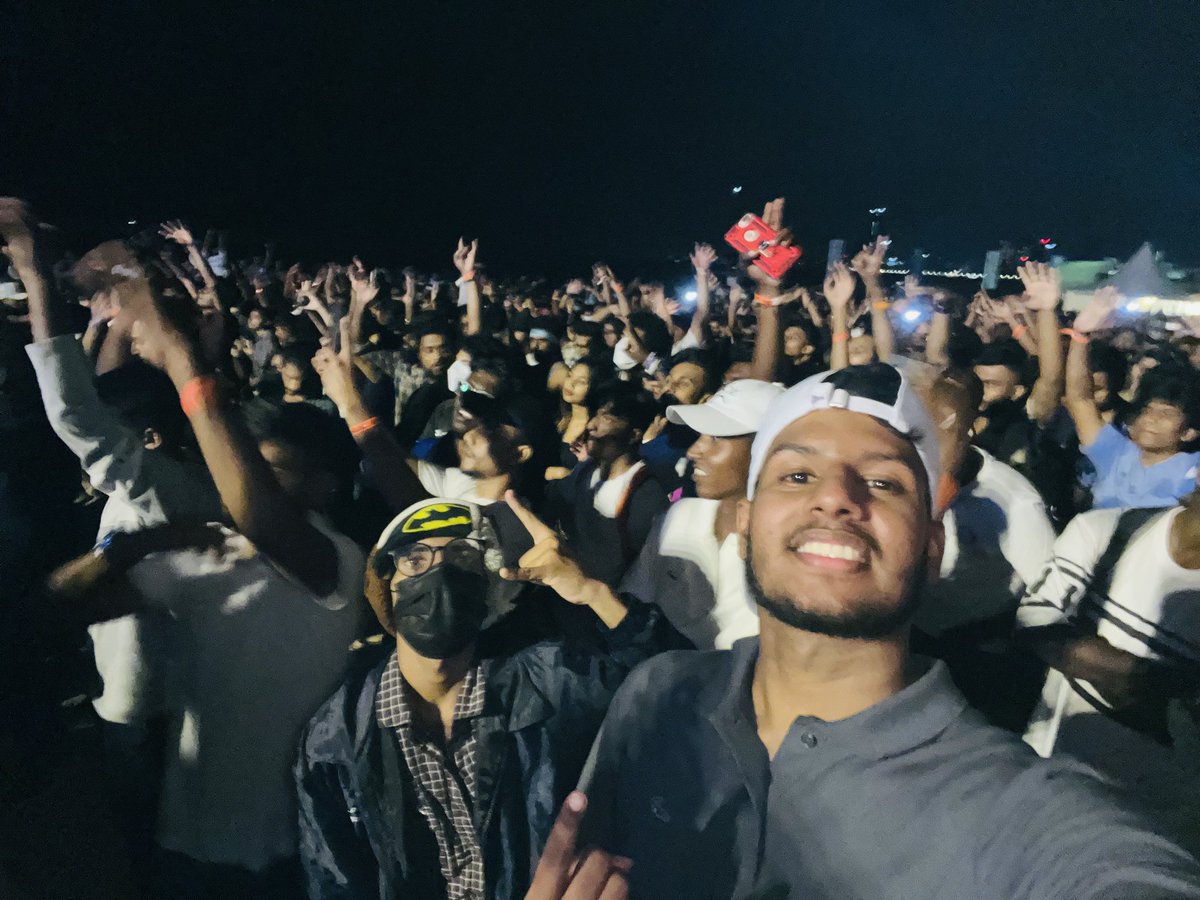 chiranaimanjith's tweet photo. 🥺😛
#RoadtoEMF #SriLanka #Colombo2022 #PortCity #DevilStage #EMF #Tomorrowland #Electricmaskfestival https://t.co/LKXmGvfy5G