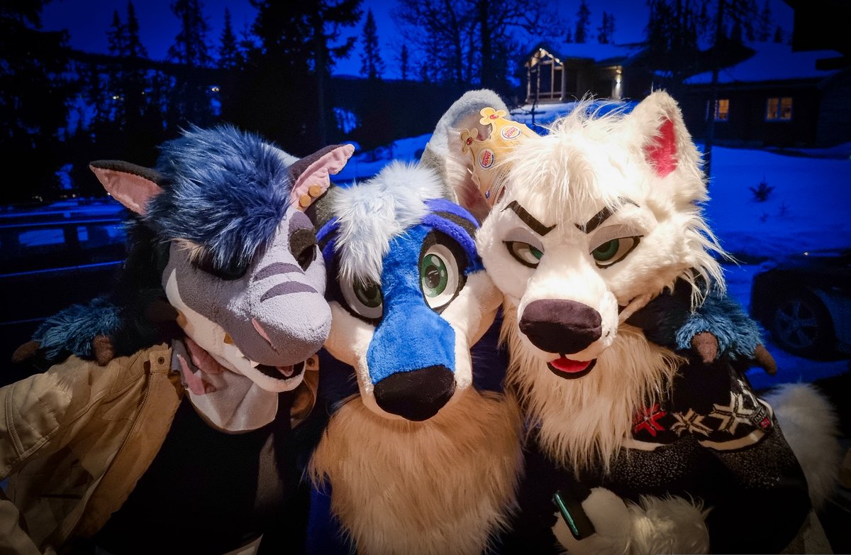Venom (@furvenom) on Twitter photo Cabin trip Norway π§π» With <a href="/LaexiFox/">LΓ¦xi π§π» π@FWA</a> <a href="/VCR_Thunder/">Torden</a> <a href="/CurlyComrade/">Curly Haired Comrade</a> <a href="/Exofluff/">Exodai</a> Cabin trip Norway π§π» With <a href="/LaexiFox/">LΓ¦xi π§π» π@FWA</a> <a href="/VCR_Thunder/">Torden</a> <a href="/CurlyComrade/">Curly Haired Comrade</a> <a href="/Exofluff/">Exodai</a>