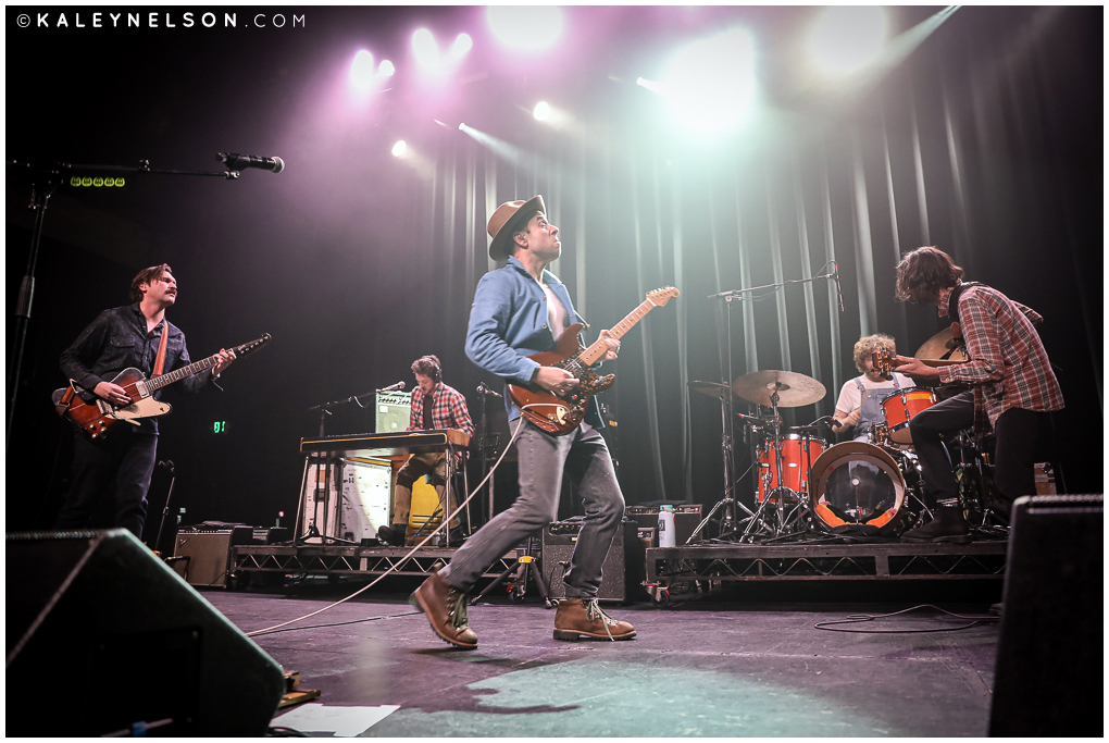 KaleyNelson12's tweet image. #Dawes #LiveMusic #Music #ConcertPhotography #Canon @CanonUSAimaging @FondaTheatre @goldenvoice @dawestheband