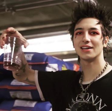 DailyRemL's tweet image. 