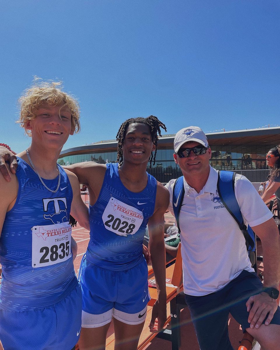 hdrobjr's tweet photo. Great day at Texas relays today 
New pr &amp; school record ! https://t.co/pfwh3Ewtjc